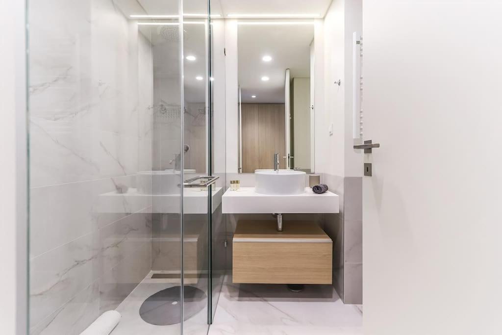 Marques Pombal Central 2 Bed Apt Ac ลิสบอน ภายนอก รูปภาพ