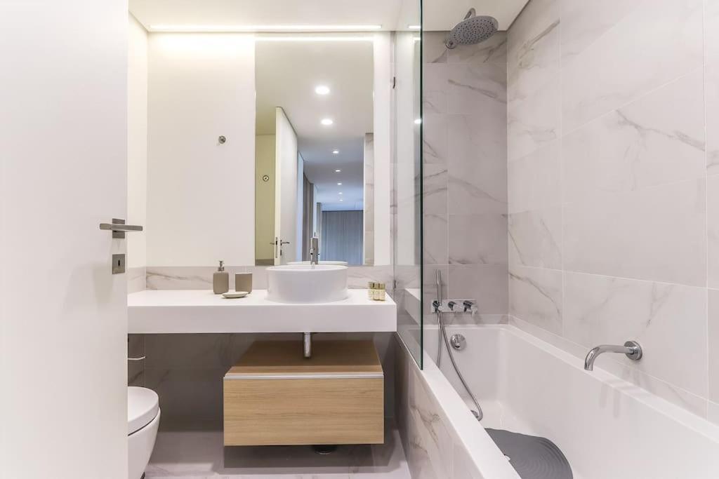 Marques Pombal Central 2 Bed Apt Ac ลิสบอน ภายนอก รูปภาพ